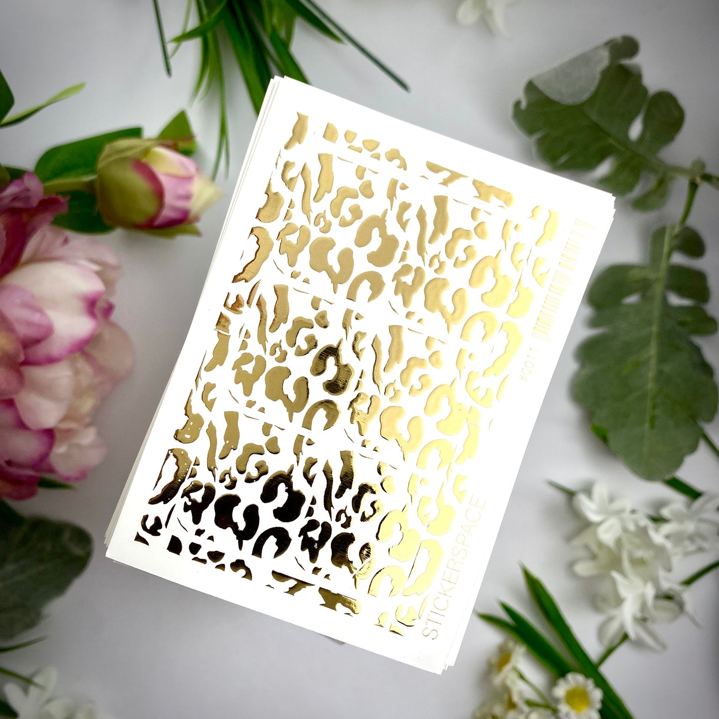 Gold Foil Nail sliders - 0011