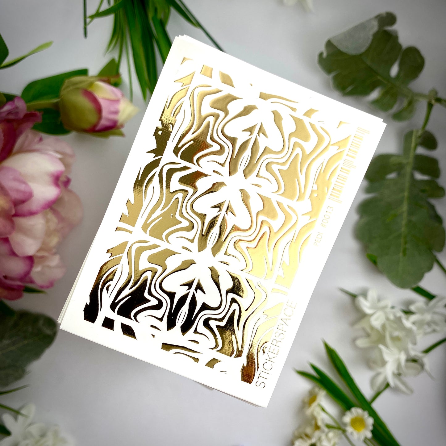 Gold Foil Nail sliders - 0013