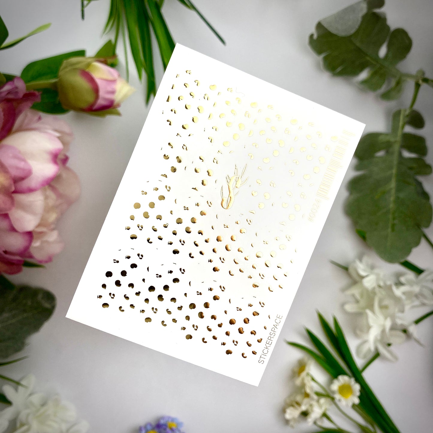 Gold Foil Nail sliders - 0024