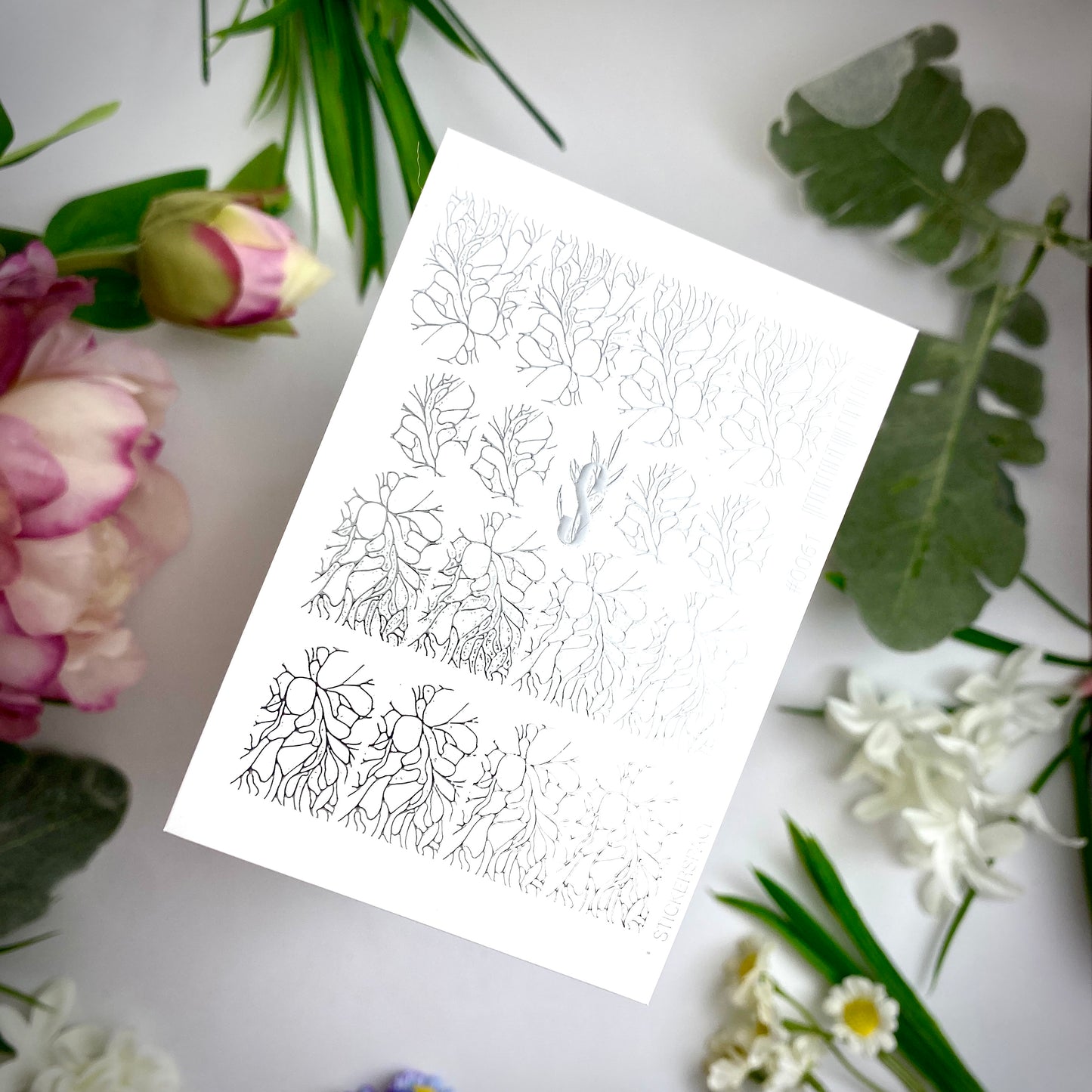 Silver Foil Nail sliders - 0061