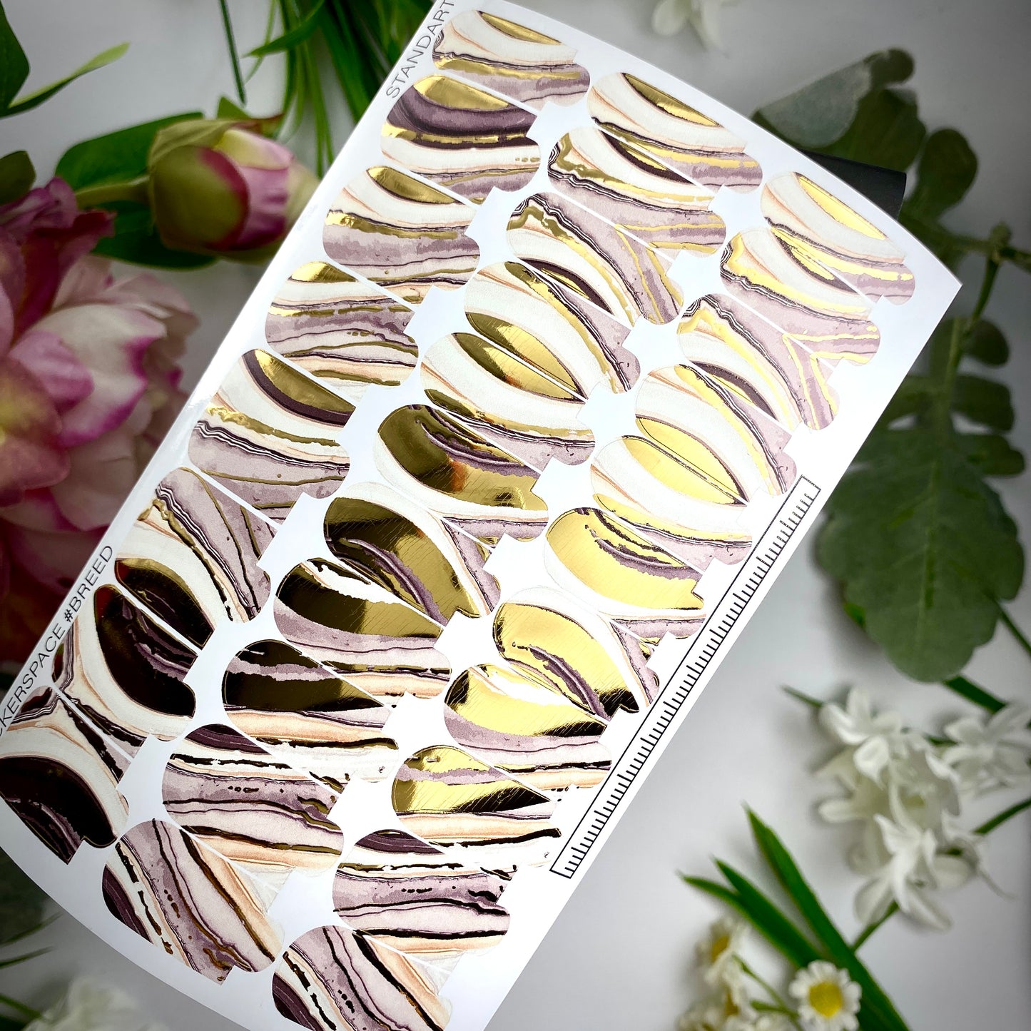 Плівки на нігті "Breed"