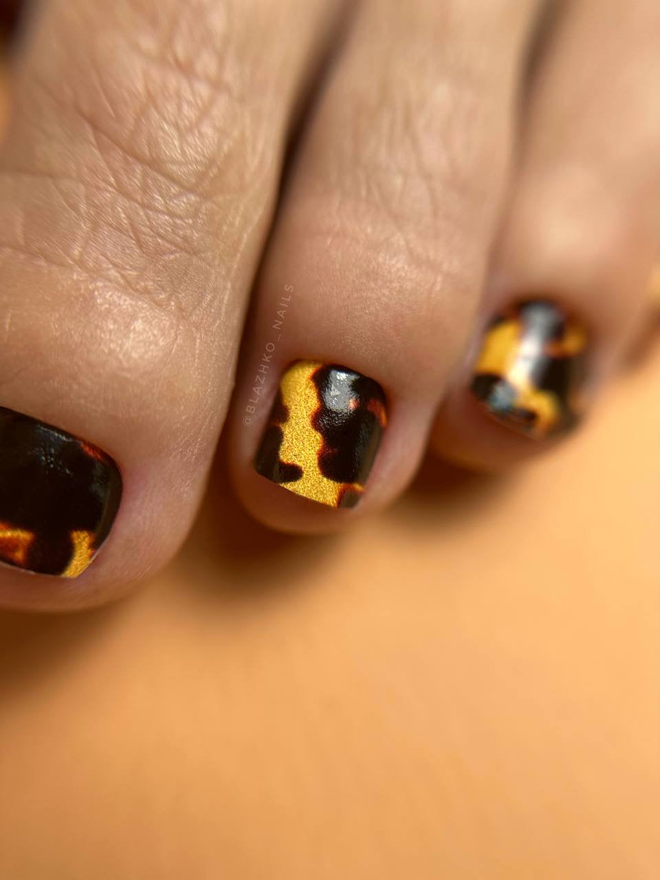 Nail wrap "LEO"