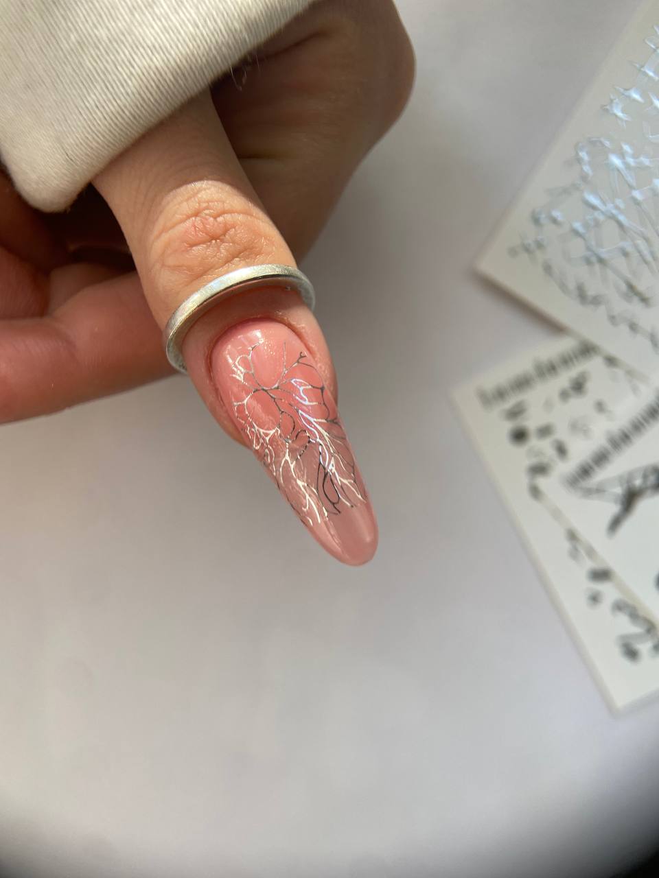 Silver Foil Nail sliders - 0061