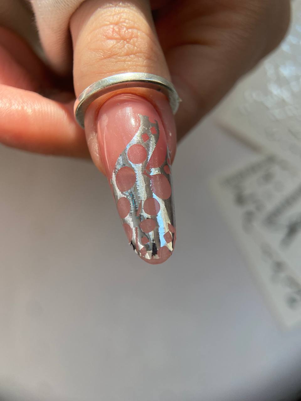 Silver Foil Nail sliders - 0043