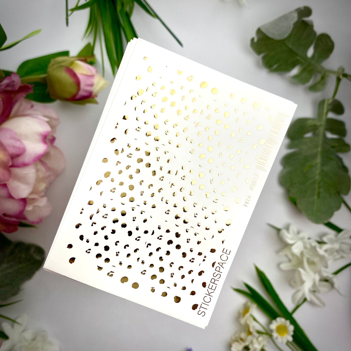 Gold Foil Nail sliders - 0017