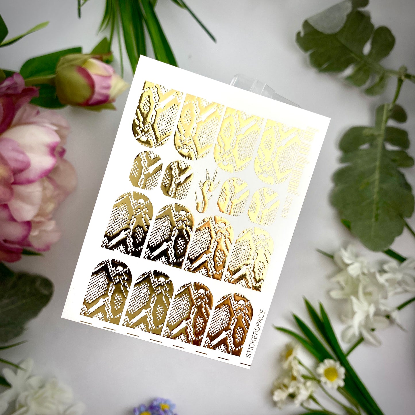 Слайдери для нігтів із золотої фольги - 0022