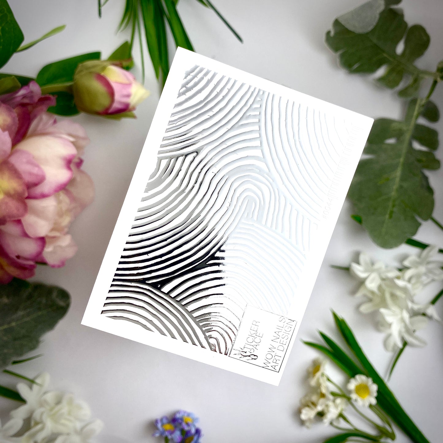 Слайдери для нігтів зі срібної фольги - 0044