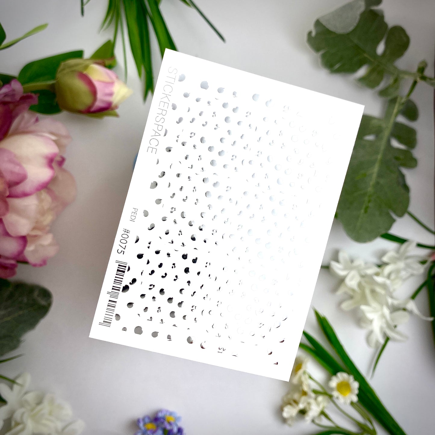 Silver Foil Nail sliders - 0075