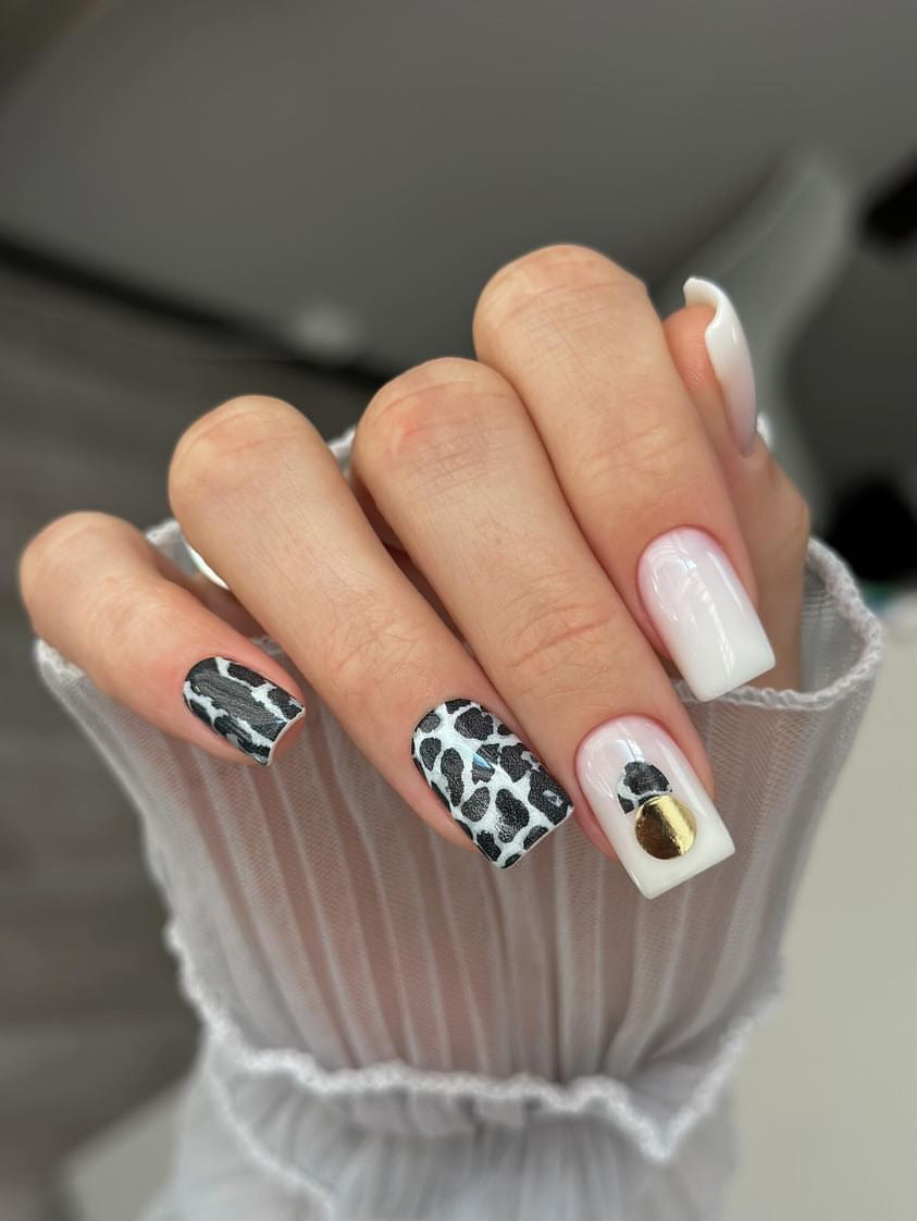 Плівки на нігті "Safari"