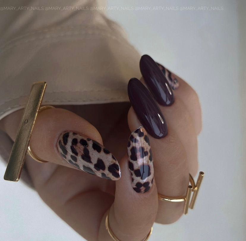 Плівки на нігті "Leopard"