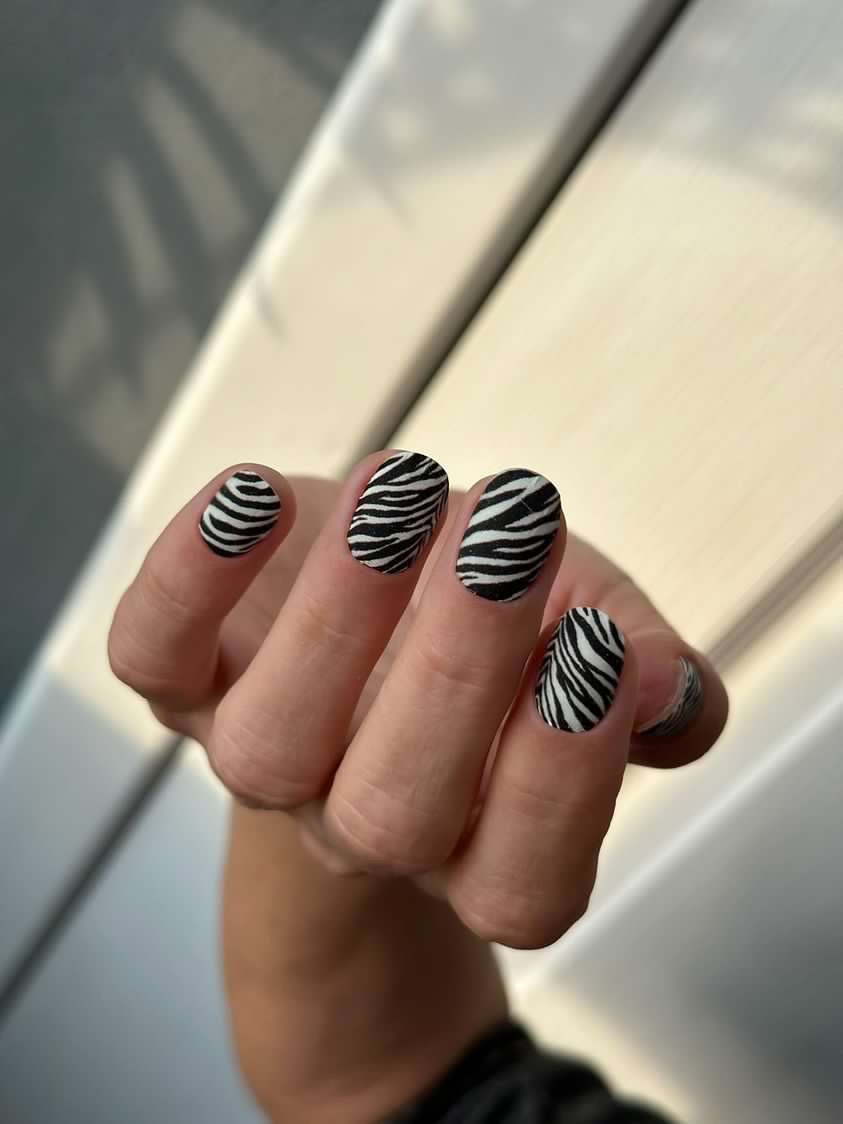 Плівки манікюр "Zebra"