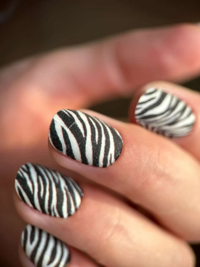 Плівки манікюр "Zebra"