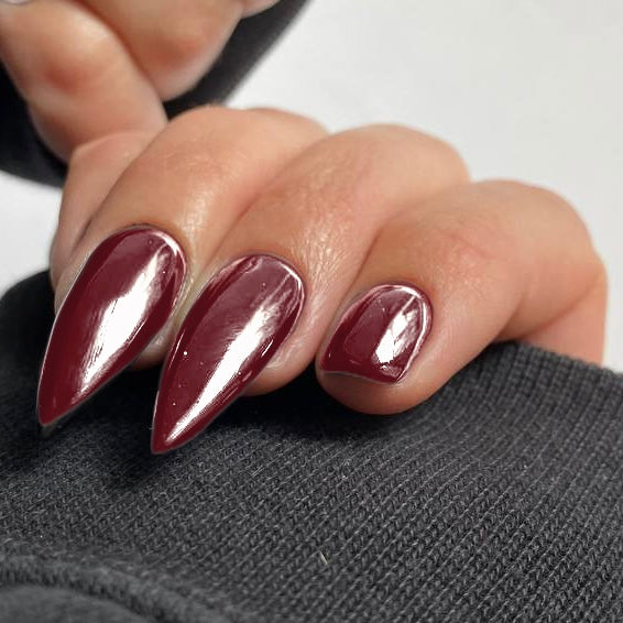 Плівки на нігті "Barn Red"