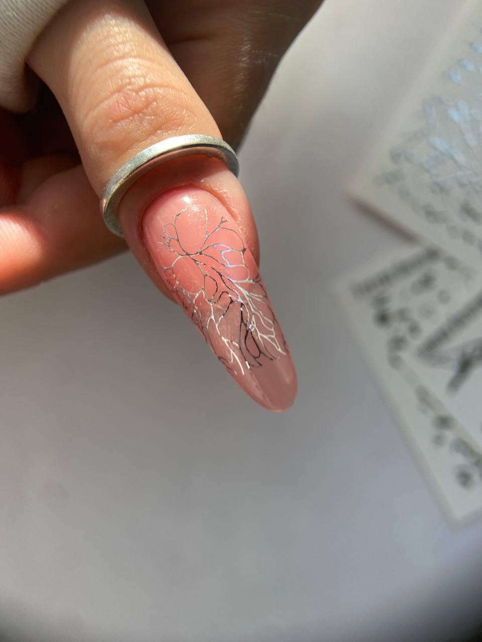 Silver Foil Nail sliders - 0072