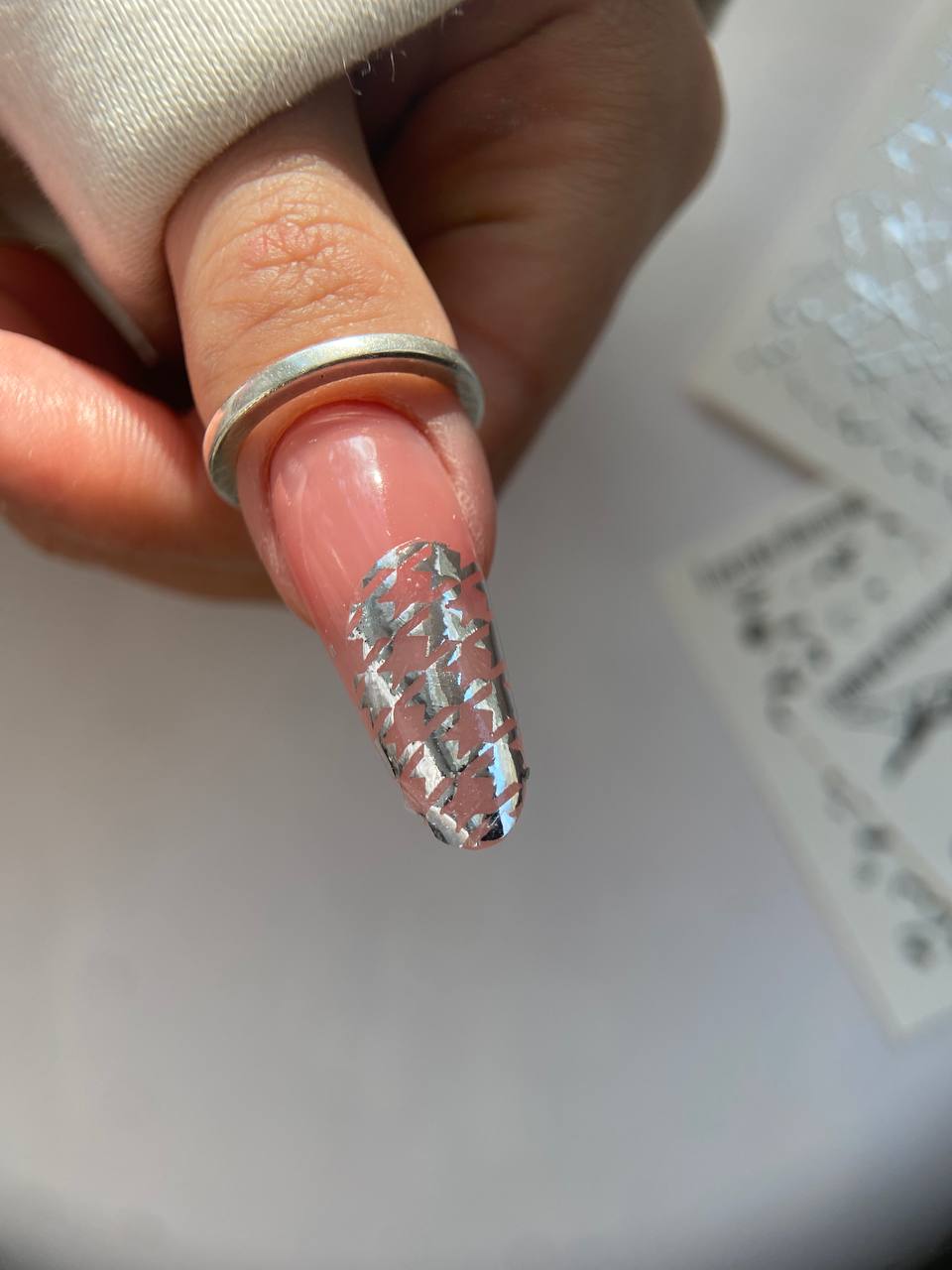 Слайдери для нігтів зі срібної фольги - 0063