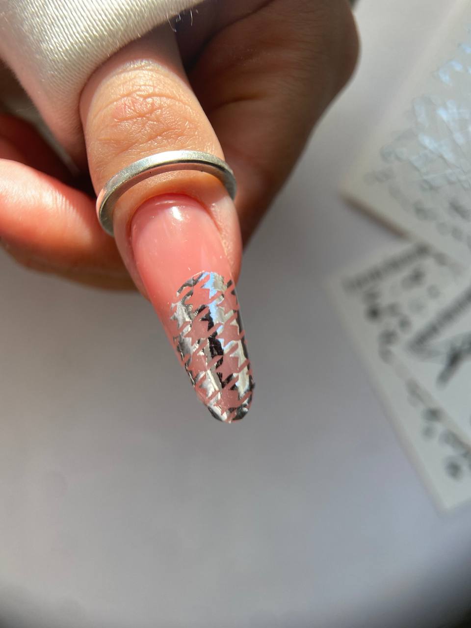 Слайдери для нігтів зі срібної фольги - 0073